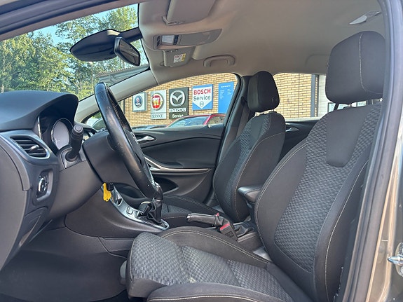 Opel Astra 8 of 26