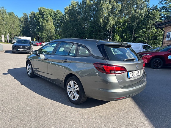 Opel Astra 3 of 5