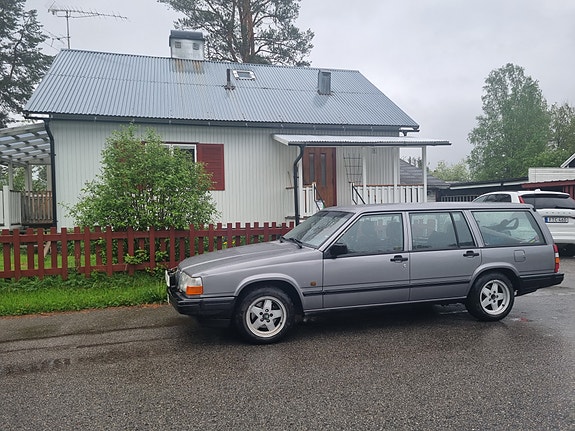 Volvo 940 3 of 3