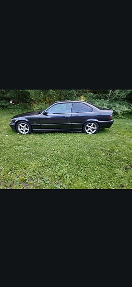 BMW 325i 5 of 5