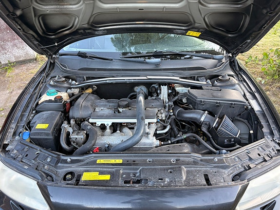 Volvo S60 13 of 19