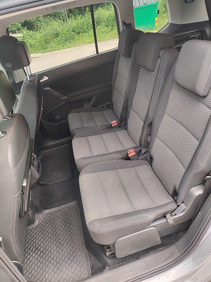 Volkswagen Touran 17 of 21