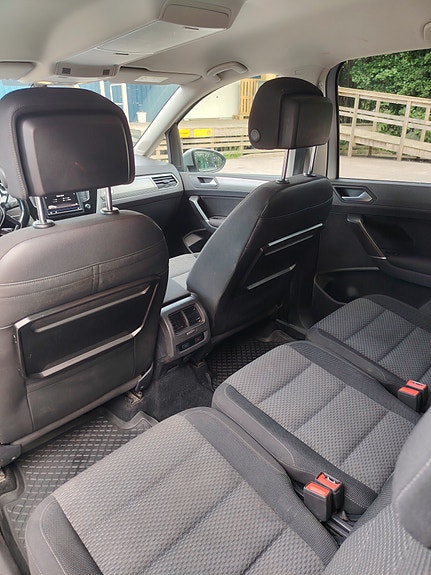 Volkswagen Touran 16 of 21