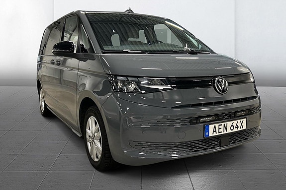 Volkswagen Multivan 3 of 5