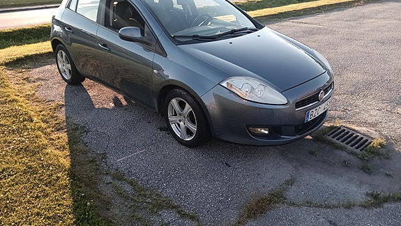 Fiat Bravo 2 of 5