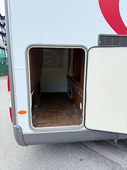 Bürstner Argos 640 3.0 Kamkedja 6 bältade platser 9 of 30