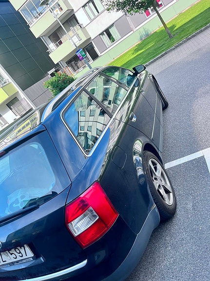 Audi A4 4 of 10