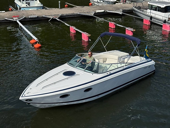 Cobalt 263 | Volvo Penta 5,7 GXi | 2006 4 of 5