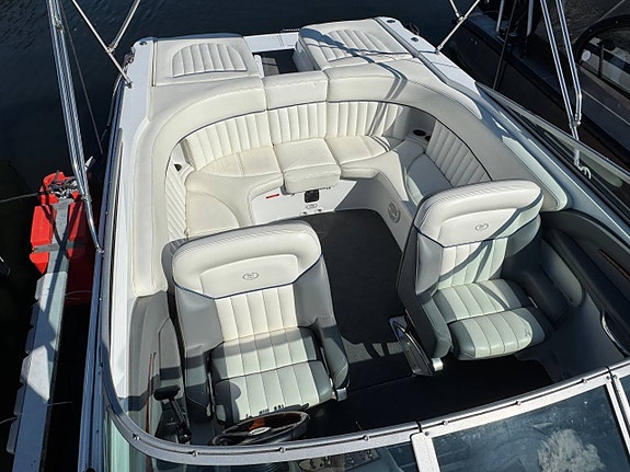 Cobalt 263 | Volvo Penta 5,7 GXi | 2006 6 of 12