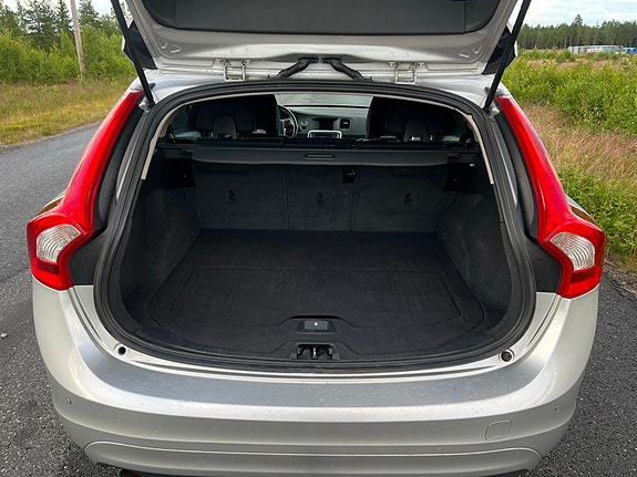 Volvo V60 8 of 8