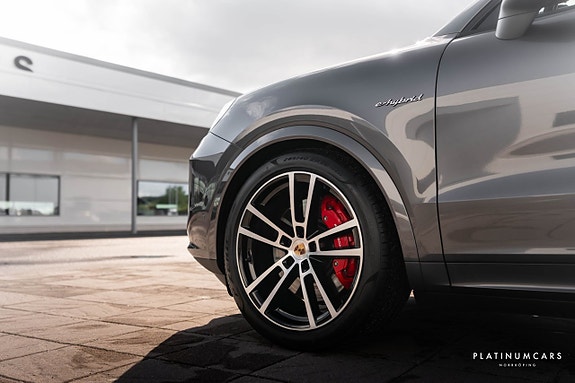 Porsche Cayenne S 22 of 22