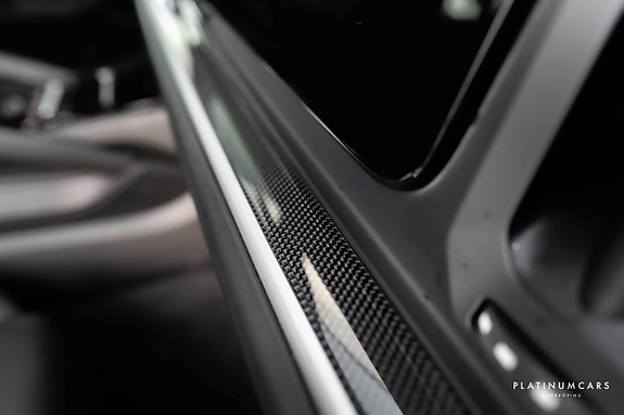 Porsche Cayenne S 16 of 22