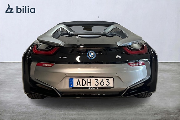 BMW i8 8 of 21