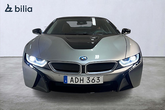 BMW i8 7 of 21