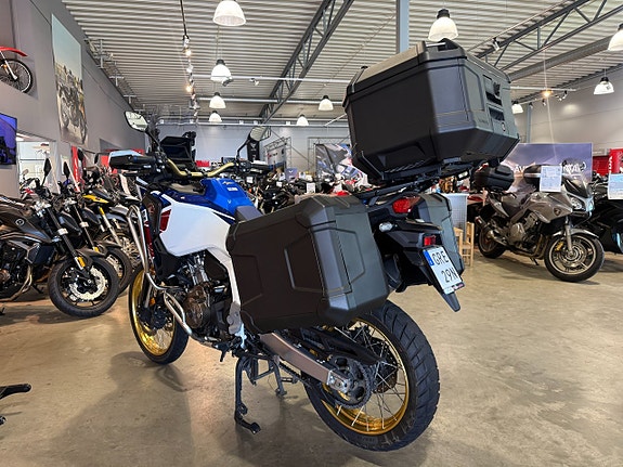Honda CRF1100D4 Adventure Sports DCT #Endast 1350mil & Mkt utr# 4 of 5