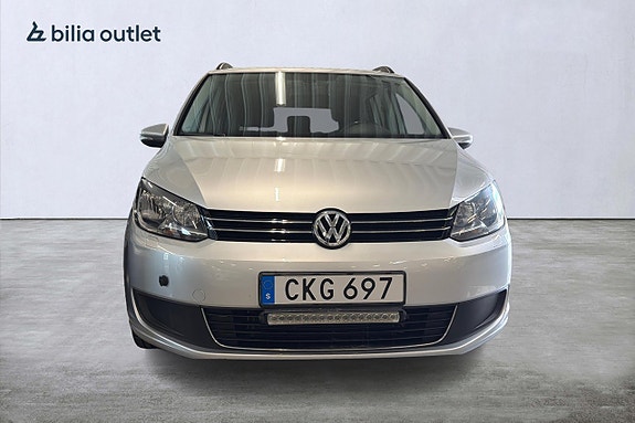 Volkswagen Touran 3 of 5