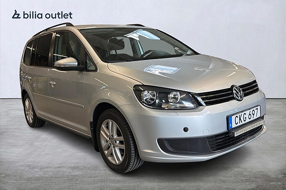 Volkswagen Touran 4 of 5