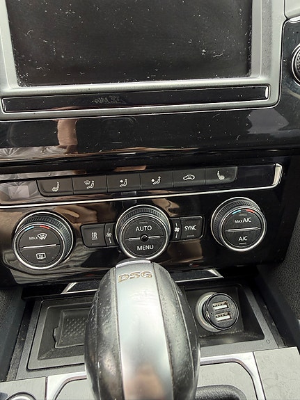 Volkswagen Passat 6 of 18