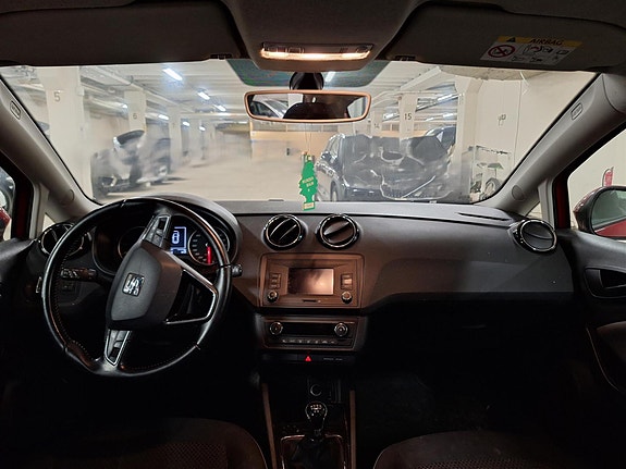 Seat Ibiza 3 of 5