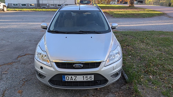 Ford Focus 2 of 5
