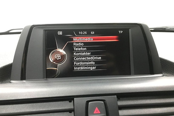 BMW 118d 18 of 23