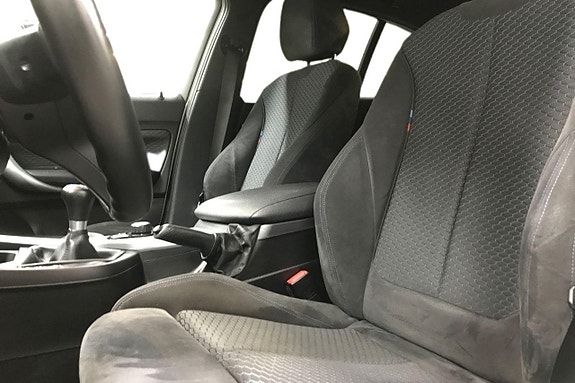 BMW 118d 12 of 23