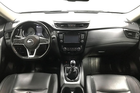 Nissan X-Trail 12 of 24