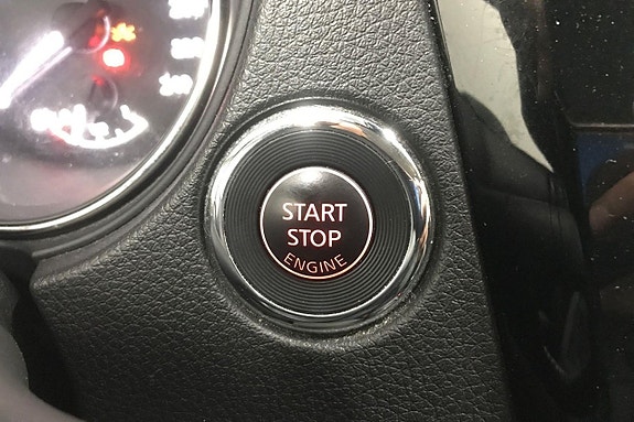 Nissan X-Trail 21 of 24