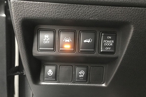 Nissan X-Trail 22 of 24