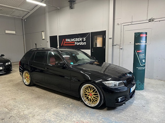 BMW 335i 2 of 5