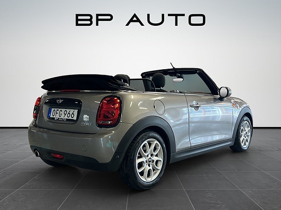 MINI Cooper 6 of 24