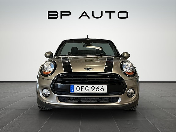 MINI Cooper 3 of 24