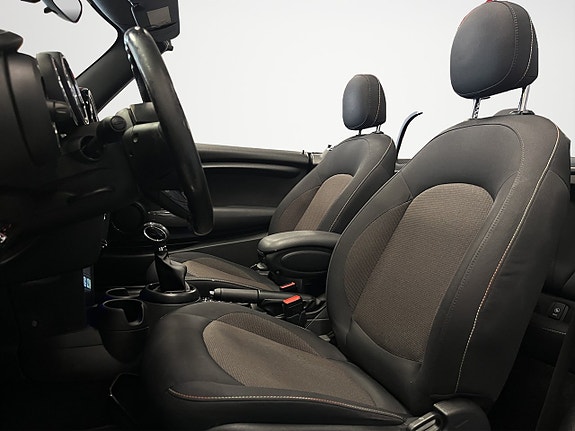 MINI Cooper 10 of 24