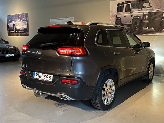 Jeep Cherokee 20 of 21