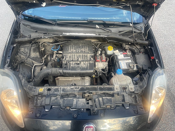 Fiat Punto 17 of 25