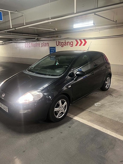 Fiat Punto 23 of 25