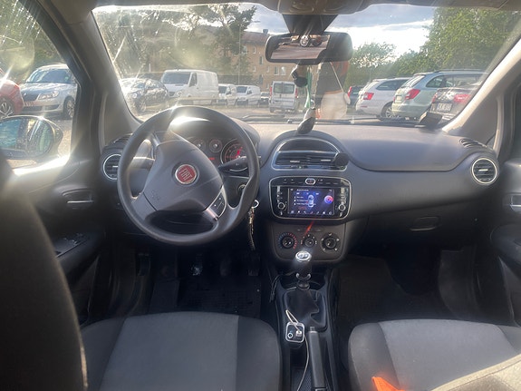 Fiat Punto 7 of 25