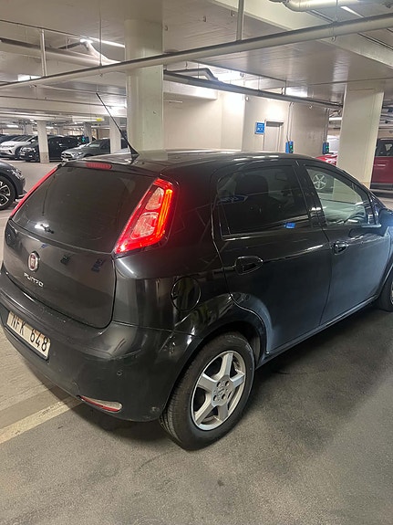 Fiat Punto 19 of 25