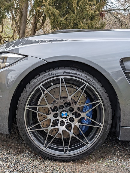 BMW M4 7 of 14