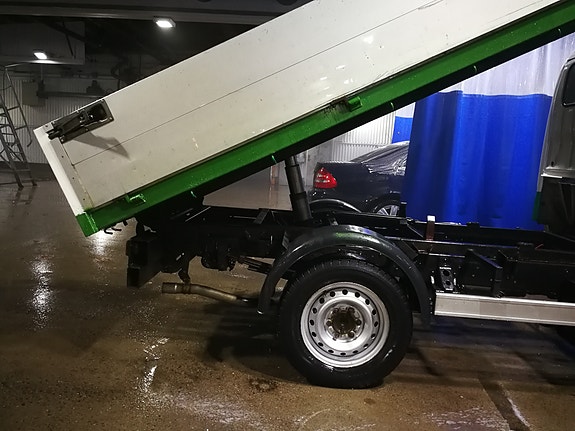Toyota Dyna 3 of 5