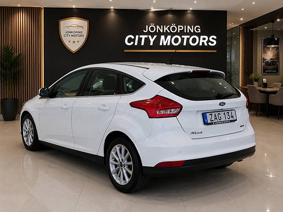 Ford Focus 3 of 5