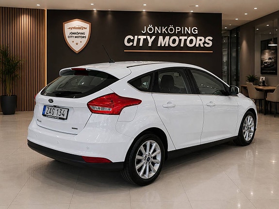 Ford Focus 4 of 5
