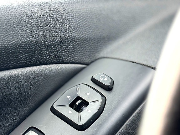 Hyundai ix35 12 of 17