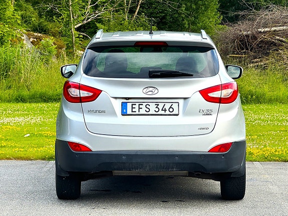 Hyundai ix35 8 of 17