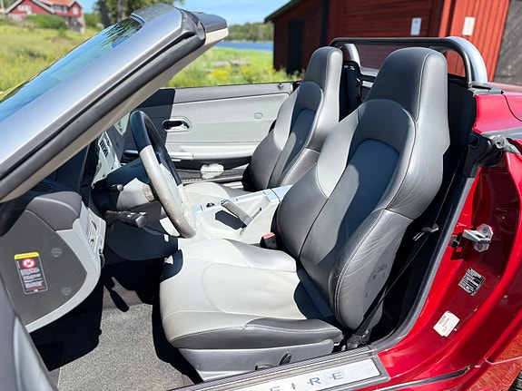 Chrysler Crossfire 10 of 14