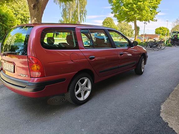 Renault Megane I 4 of 5
