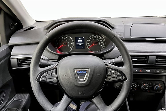 Dacia Sandero 7 of 9