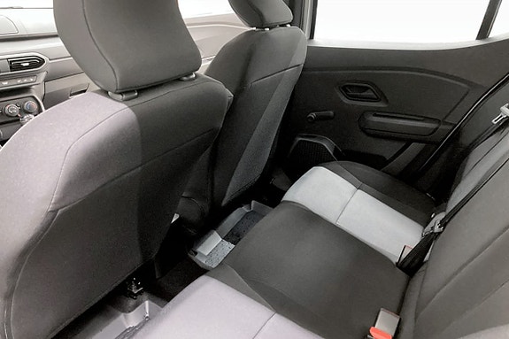 Dacia Sandero 8 of 9