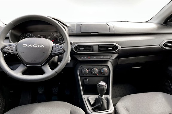 Dacia Sandero 7 of 12