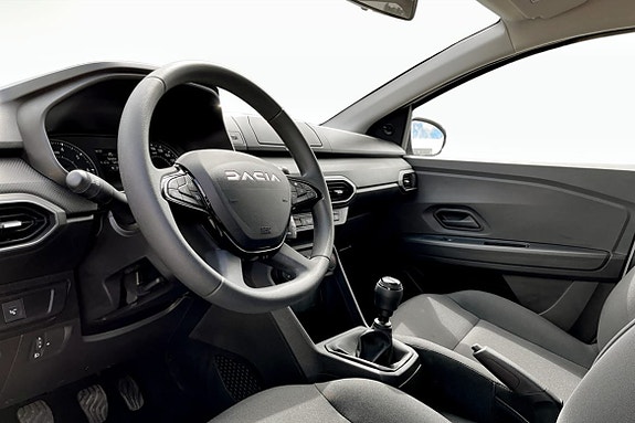 Dacia Sandero 8 of 12
